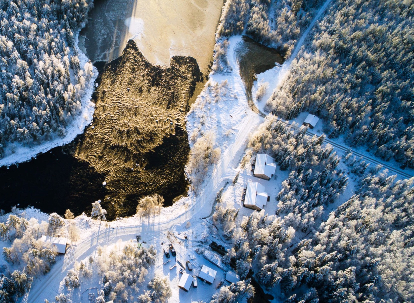 Helsinki & Rovaniemi Wilderness Lodge