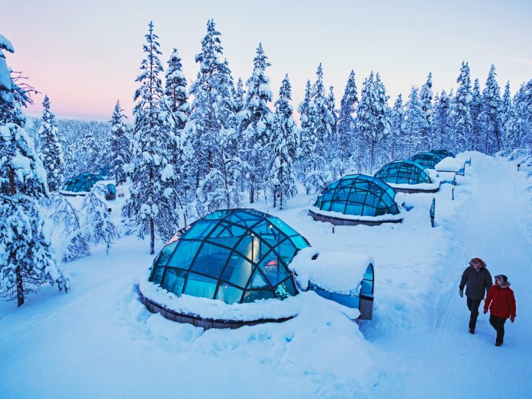 Igloos-view-from-air-Kakslauttanen-lapland2.jpg